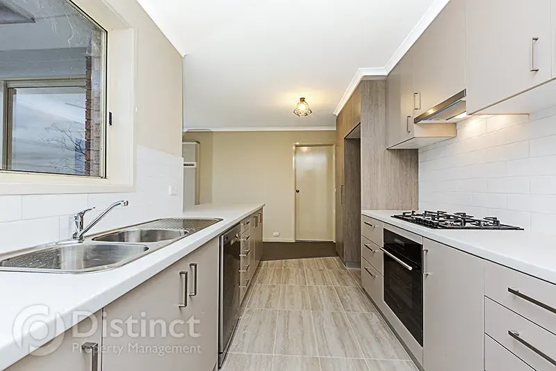33 Mckinley Circuit, Calwell, photo 3