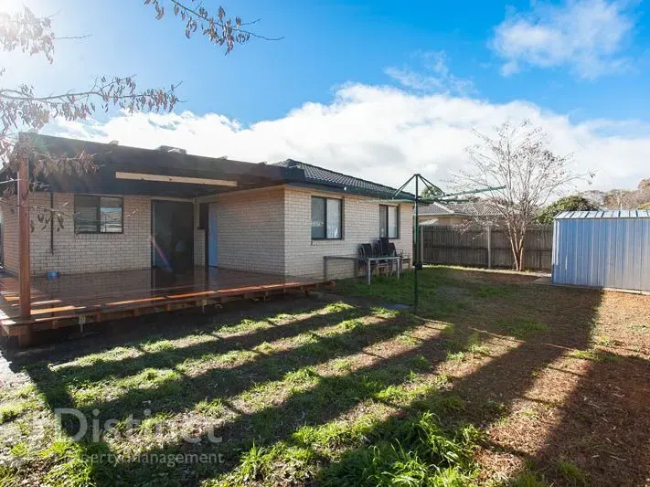 11 Swallow Street, Dunlop, photo 8