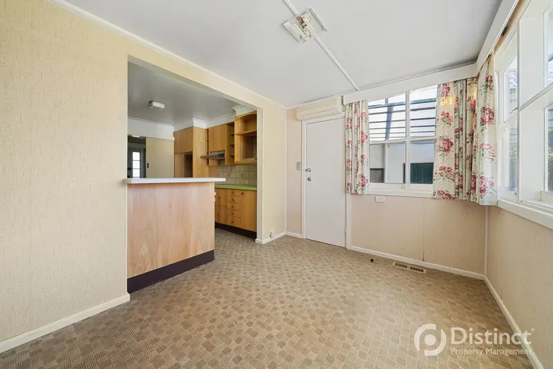 6 Rodway Street, Yarralumla ACT 2600, photo 3