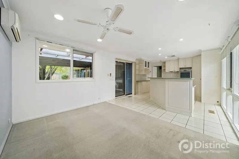 10 Weber Place, Holt, photo 4
