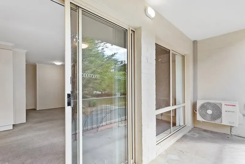 4/30 Bootle Place, Phillip, photo 12