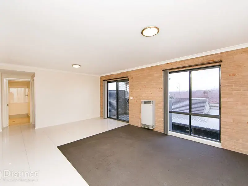 135b Anthony Rolfe Avenue, Gungahlin, photo 4