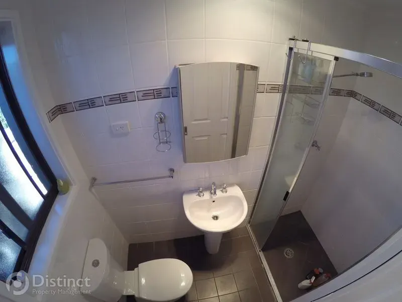 2 Rossarden Street, Fisher, photo 5