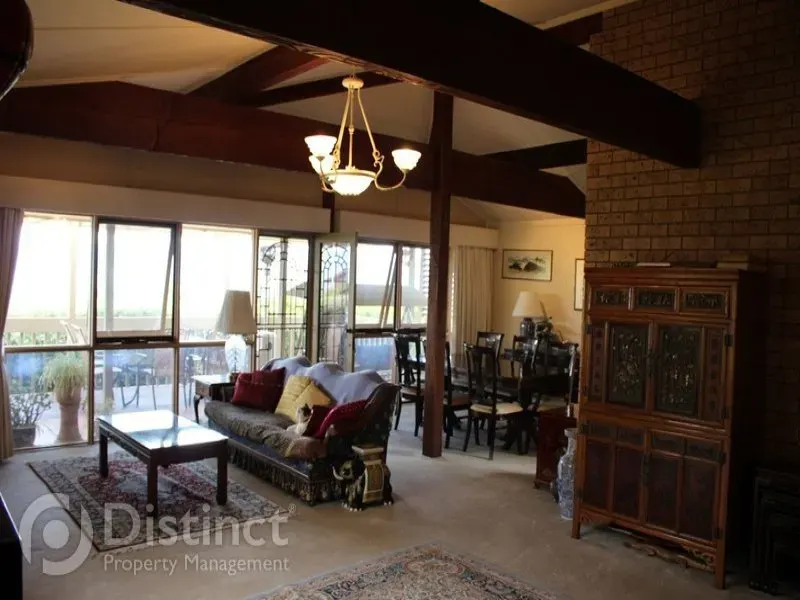 64 Sullivan Crescent, Wanniassa, photo 6