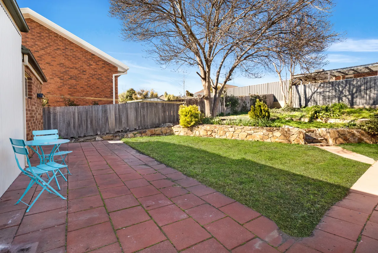 1 Chaton Place, Palmerston ACT 2913, photo 1