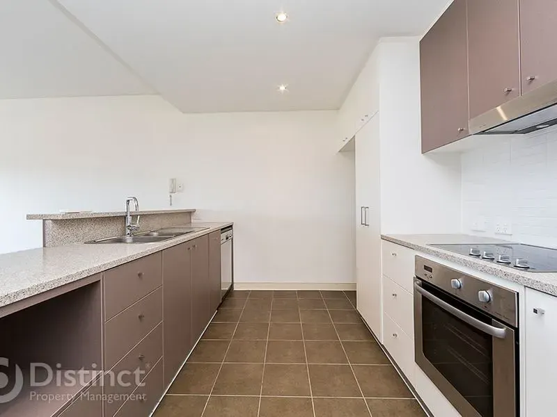 226/100 Gungahlin Place, Gungahlin, photo 2