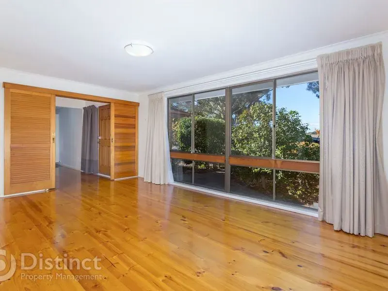 73 Shannon Circuit, Kaleen, photo 6