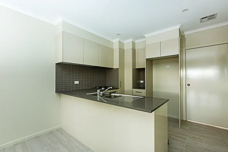 82 Wanderlight Avenue, Lawson