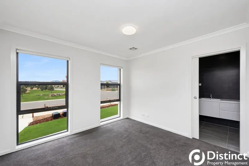 56 Zealie Bend, Googong, photo 9