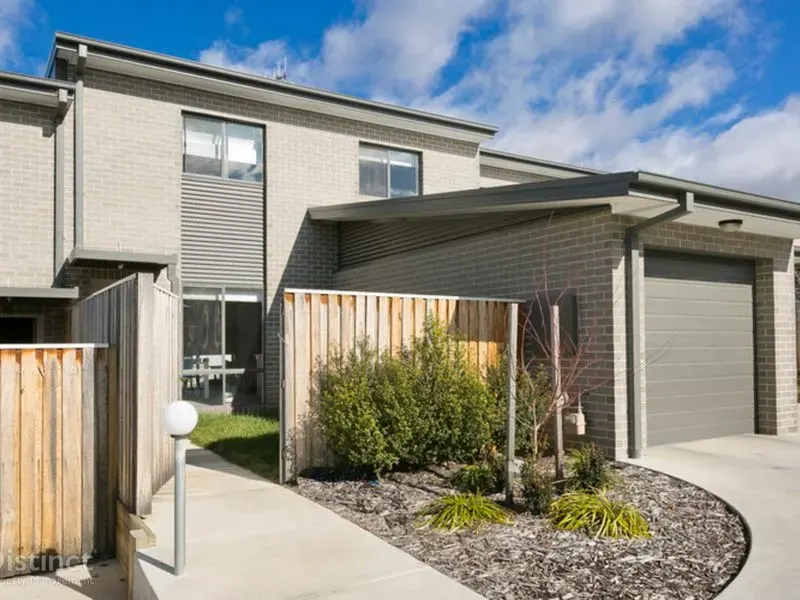 14/4 Annie Douglas Street, Casey