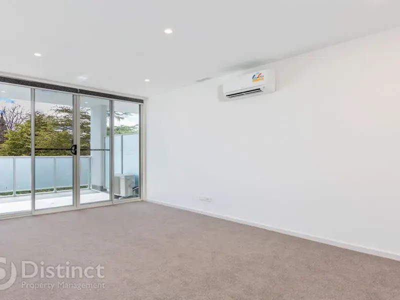 304/24 Girrahween Street, Braddon, photo 4