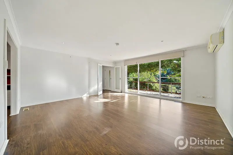 80 Walker Crescent, Narrabundah, photo 4