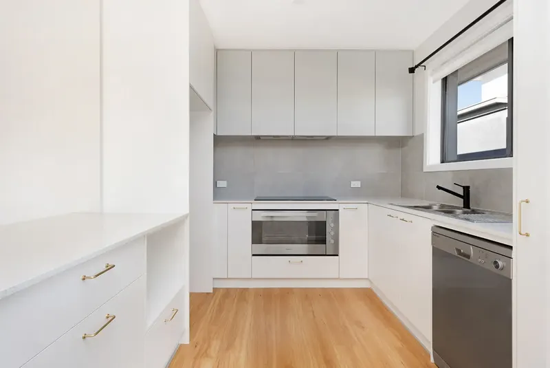 1/8-10 Donald Road, Queanbeyan NSW 2620, photo 4