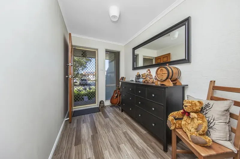 19 Charvin Court, Melba, photo 6