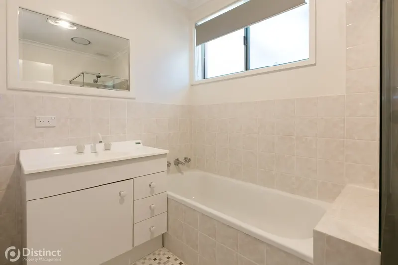 6 Forsyth Place, Charnwood, photo 11