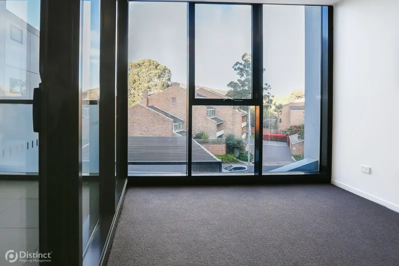 304/81 Cooyong Street, Reid, photo 8