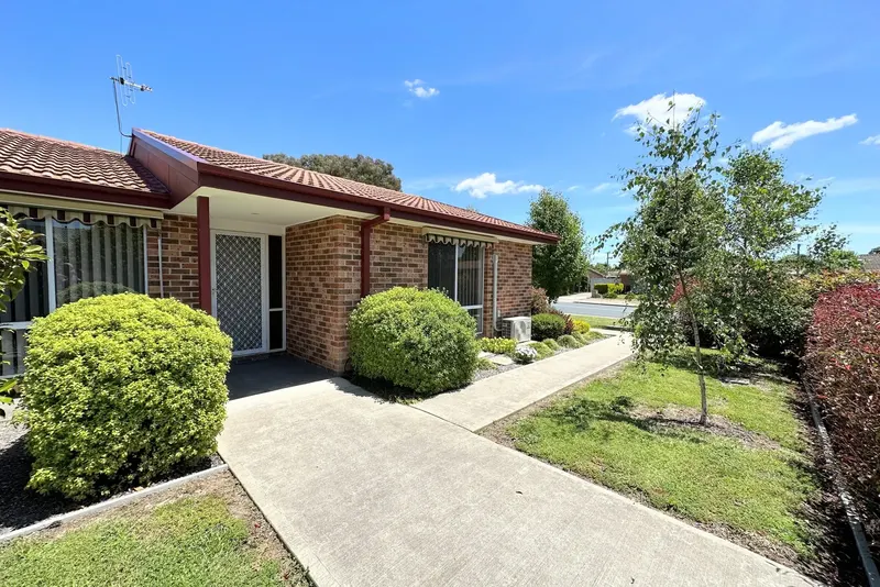 188 Ellerston Avenue, Isabella Plains, photo 2