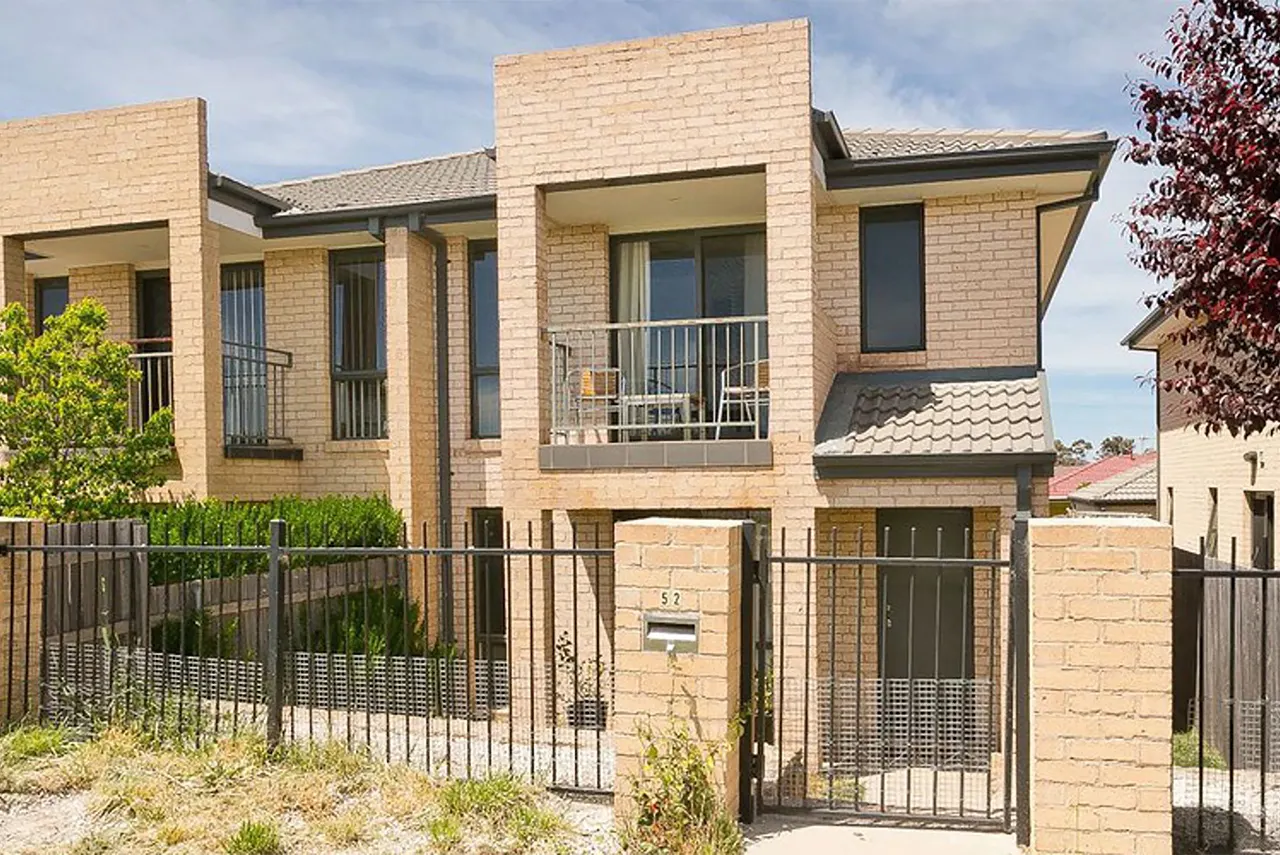 52 Moonlight Avenue, Harrison, photo 1