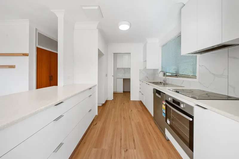 18 Ardlethan Street, Fisher, photo 5