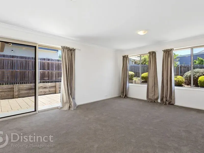 35 Constance Stone Street, Macgregor, photo 4