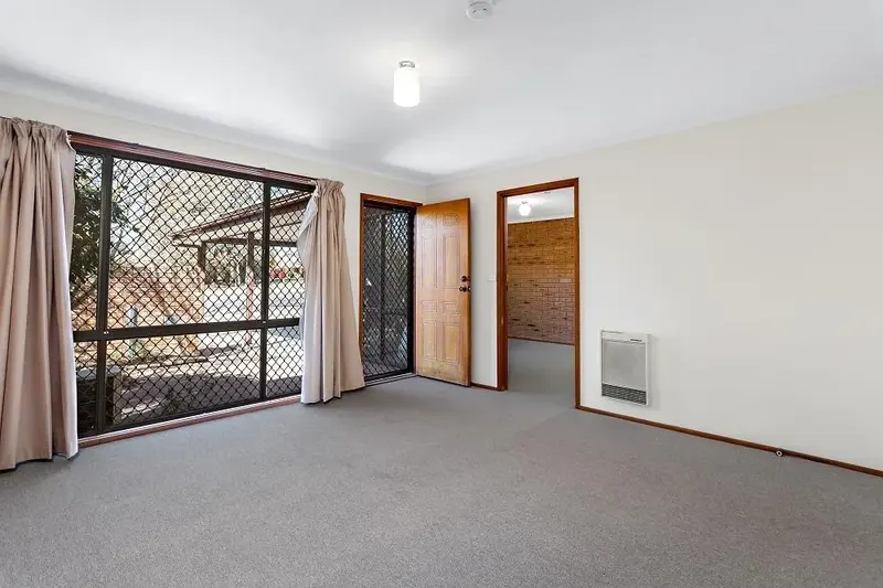 18 Flecker Place, Florey, photo 6