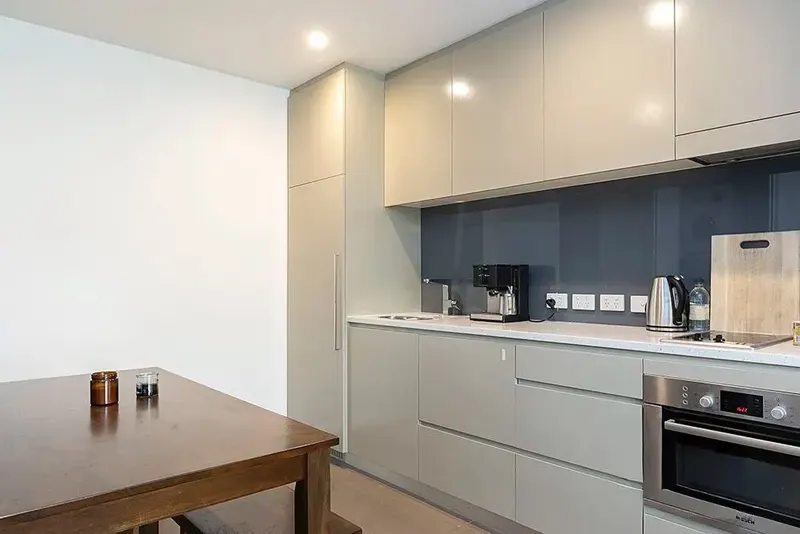 132/50 Eastlake Parade, Kingston, photo 5
