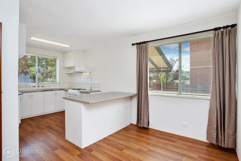 2/50 Templeton Street, Cook, photo 3