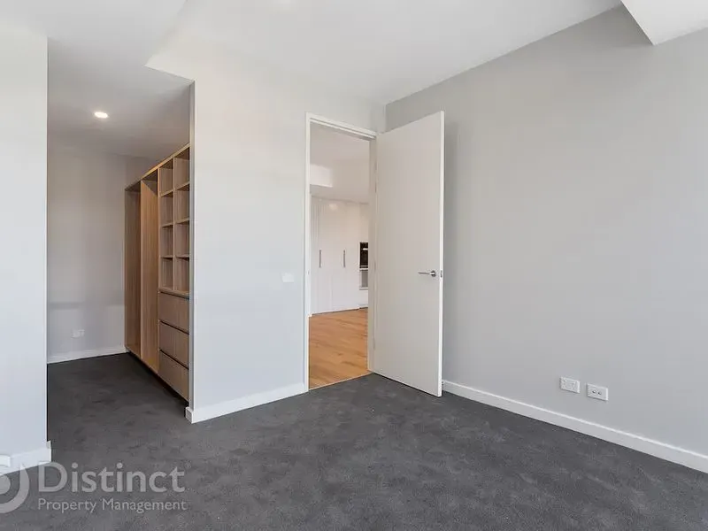 526/20 Anzac Park, Campbell, photo 5