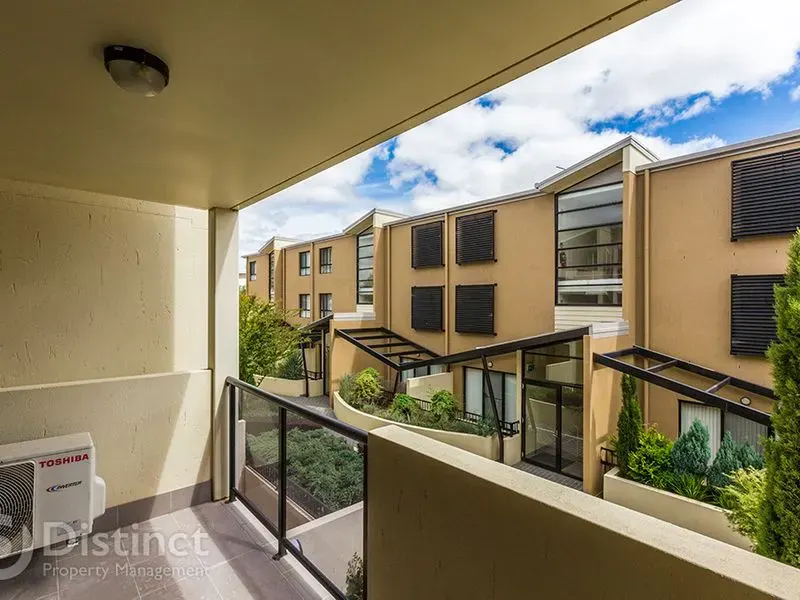 34/1 Gungahlin Place, Gungahlin, photo 6