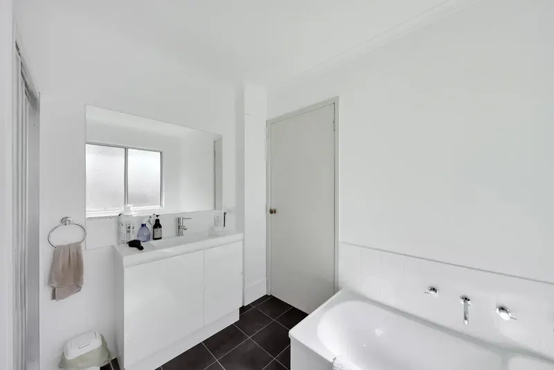 11/51 Totterdell Street, Belconnen, photo 8