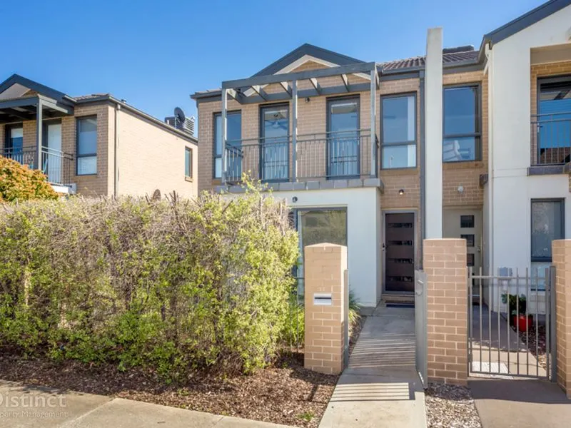 17 Moonlight Avenue, Harrison, photo 1