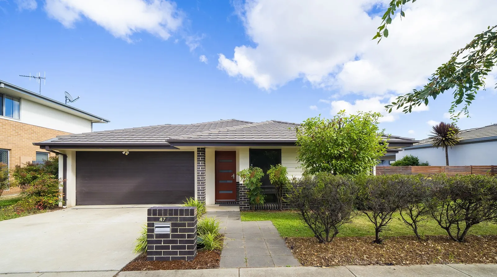 47 Errol Street, Crace, photo 1