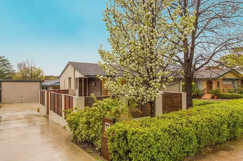 1/22 Lachlan Street, Macquarie
