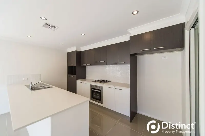 13 Syddall Street, Bonner, photo 3