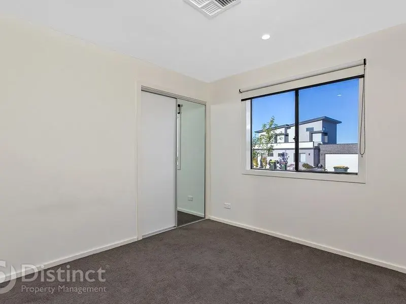 26 Gudamang Street, Ngunnawal, photo 9