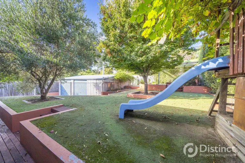 80 Walker Crescent, Narrabundah, photo 12