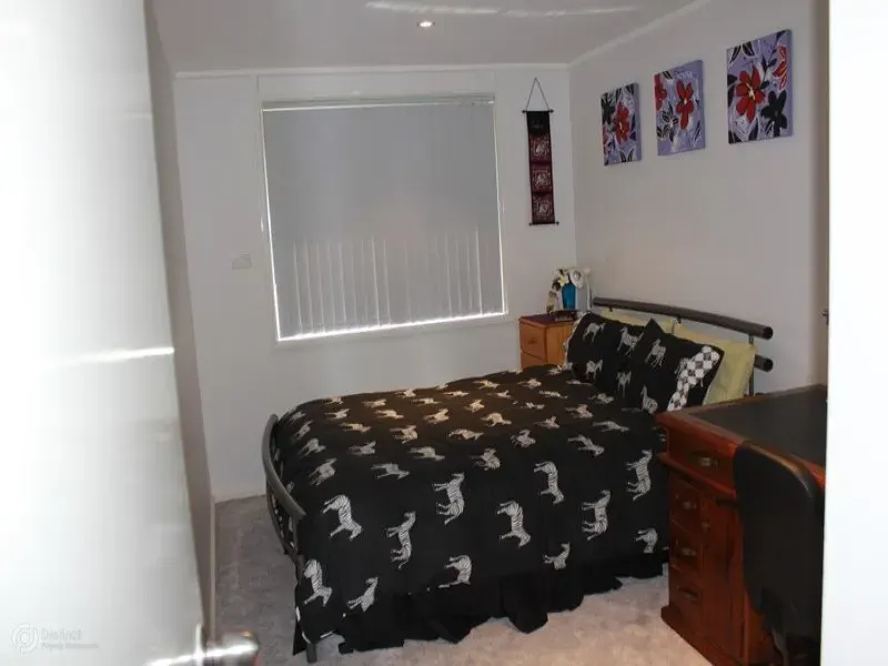 16 Lovegrove Place, Kambah, photo 8