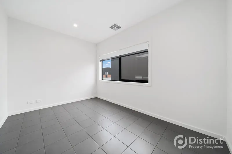 93/1 Rowland Rees Crescent, Greenway, photo 8