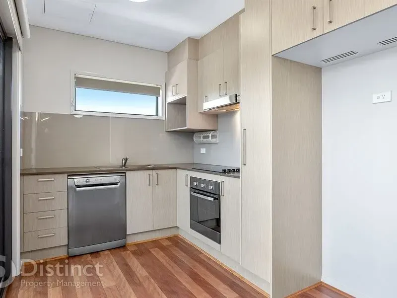 1/70 Nullarbor Avenue, Harrison, photo 2