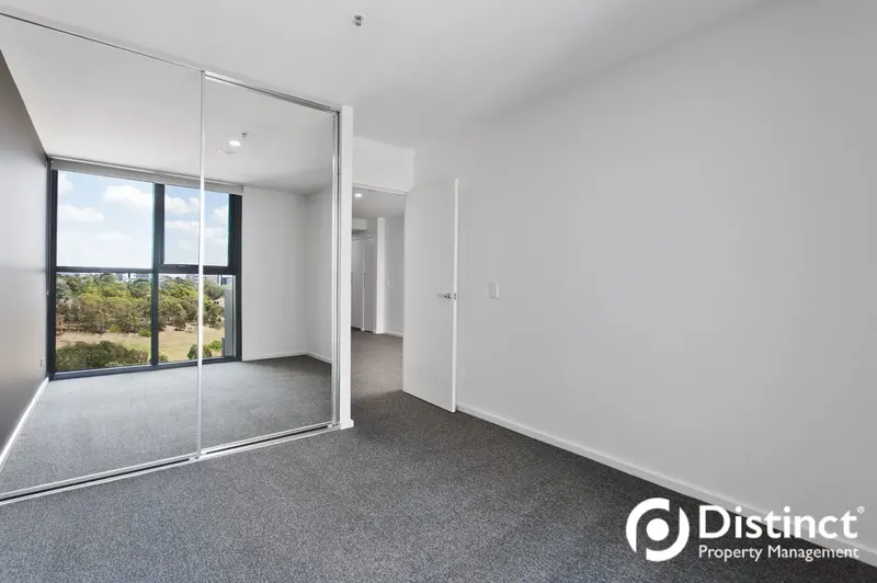 1110/120 Eastern Valley Way, Belconnen, photo 10