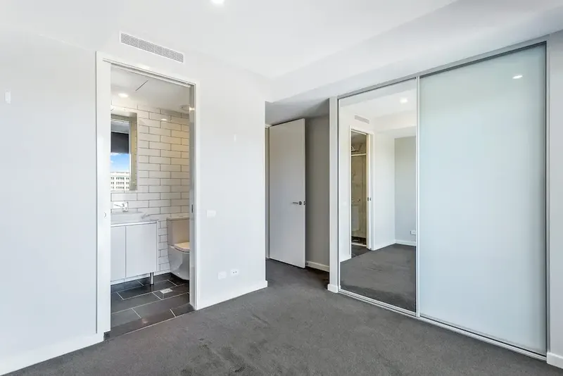 225/20 Anzac Park, Campbell, photo 4