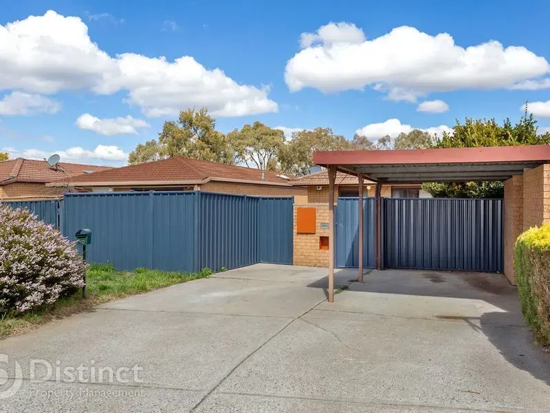 10 Enright Crescent, Florey, photo 2