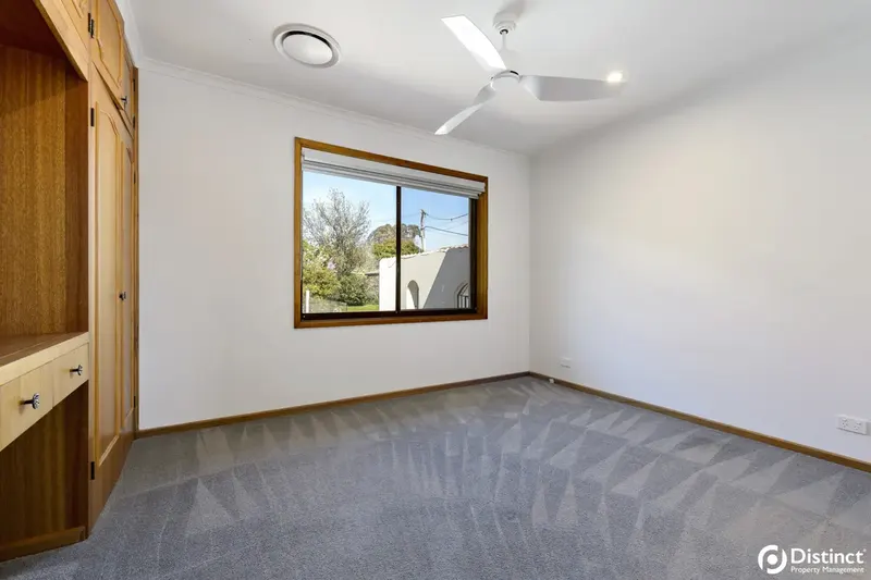12 Tucana Street, Giralang, photo 7