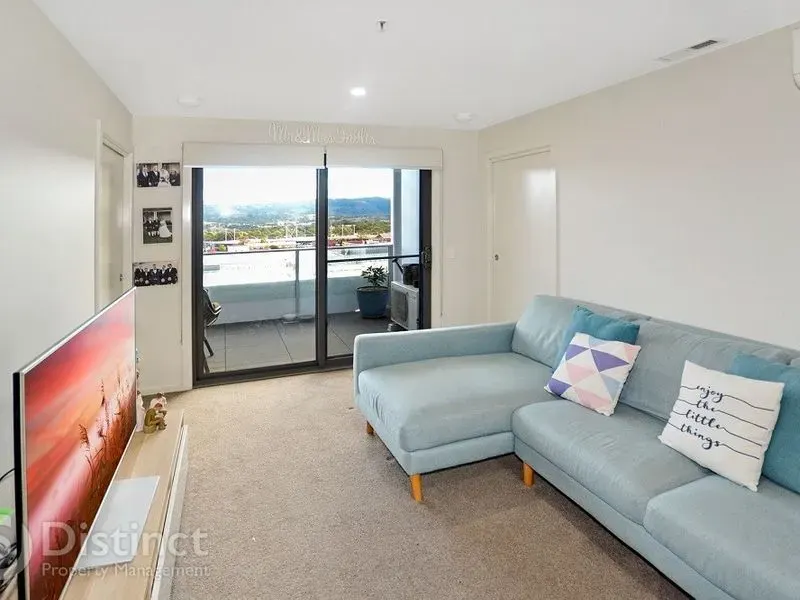 302/325 Anketell Street, Greenway, photo 8