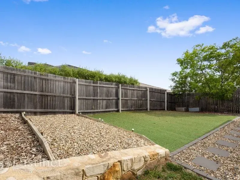 51 Clancy Mckenna Crescent, Bonner, photo 13