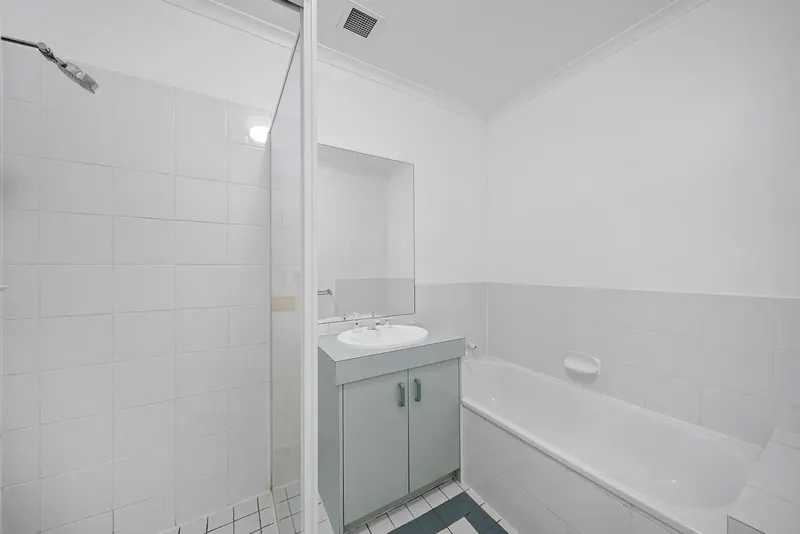 24/44 Medworth Crescent, Lyneham ACT 2602, photo 8
