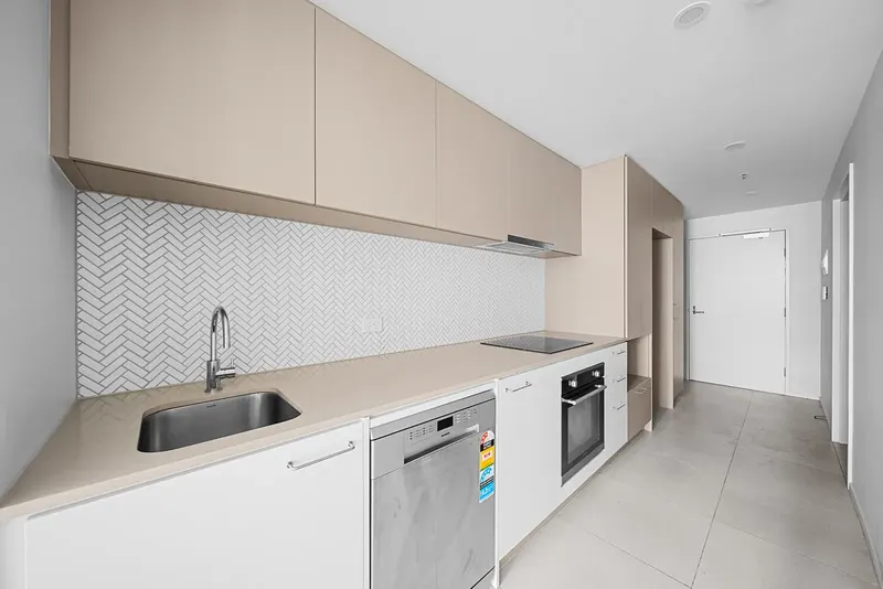 109/34 Oakden Street, Greenway, photo 5