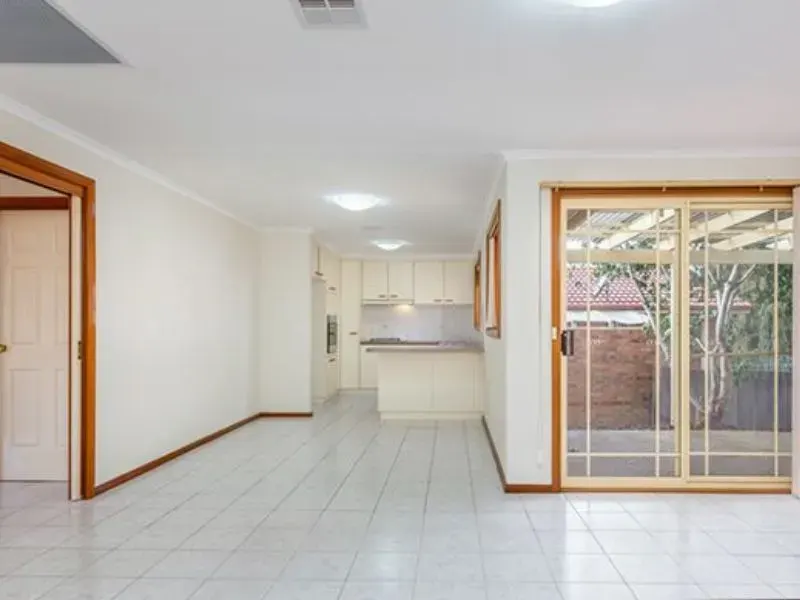 29 Bungaree Crescent, Ngunnawal, photo 4