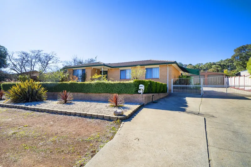 33 Baskerville Street, Chisholm, photo 18