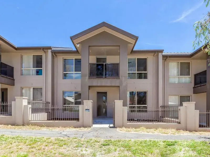 55 Frances Burke Street, Gungahlin